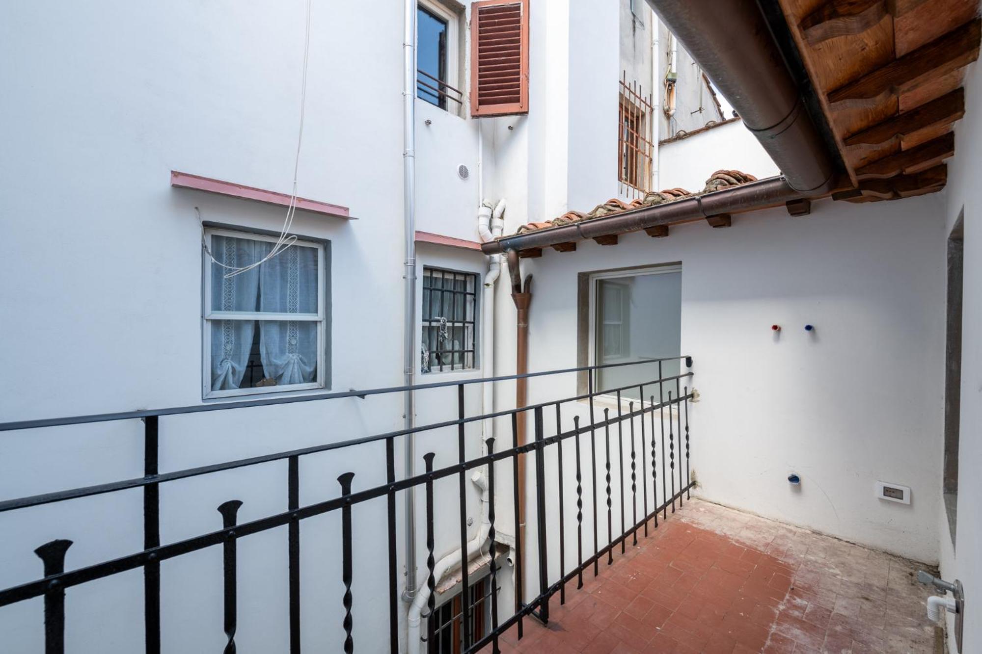 Algila Lifestyle Tornabuoni Apartments Florence Exterior photo